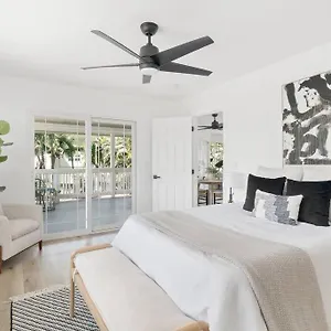 Apartment Serenity By The Sea Ultimate Beachfront Escape, Hau'ula