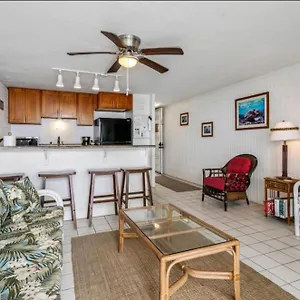 Aparthotel Stunning Ocean Views In Oahu At Punaluu, Hau'ula